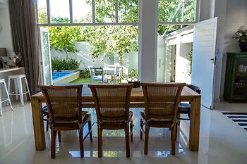 Cricklewood Place - Luxury Holiday Homes Cape Town