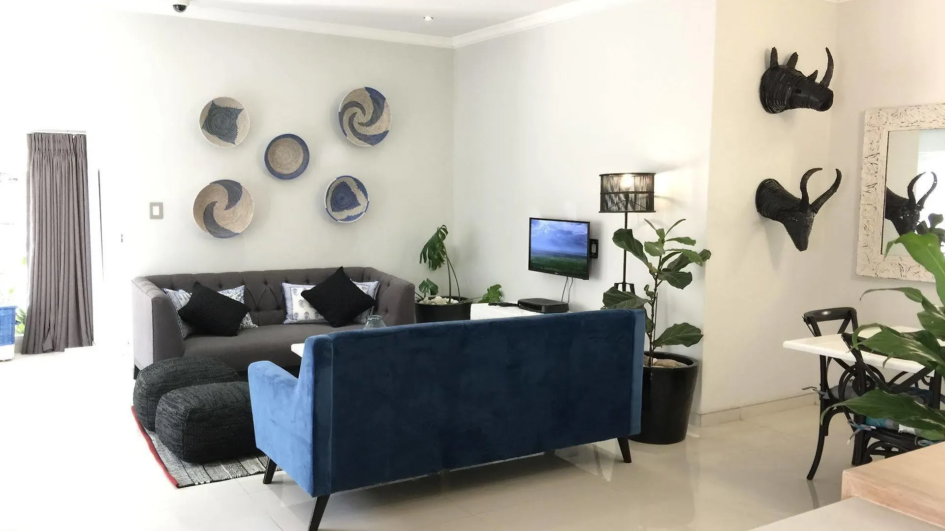 Cricklewood Place - Luxury Holiday Homes Cape Town South Africa