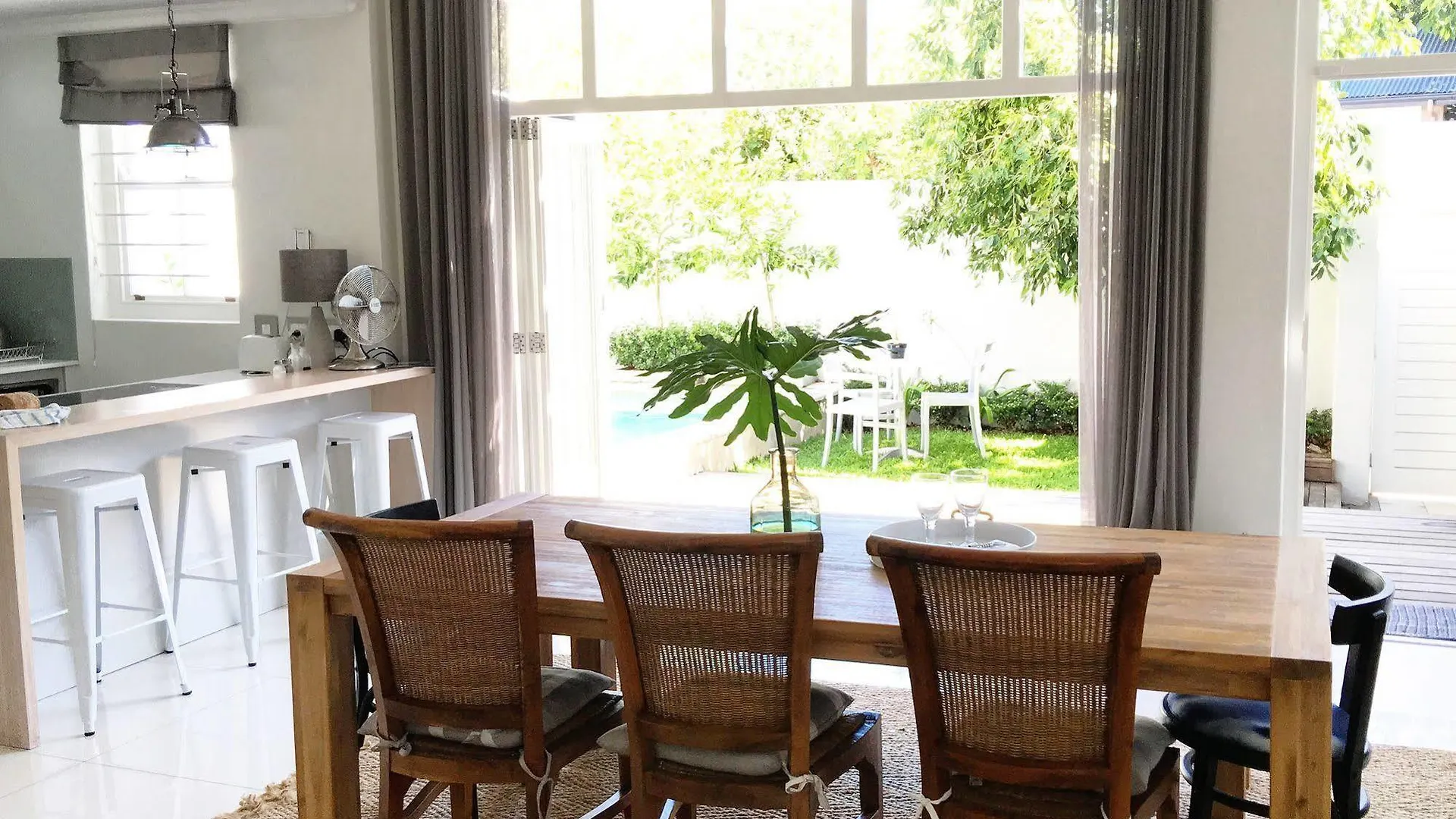 Villa Cricklewood Place - Luxury Holiday Homes Cape Town