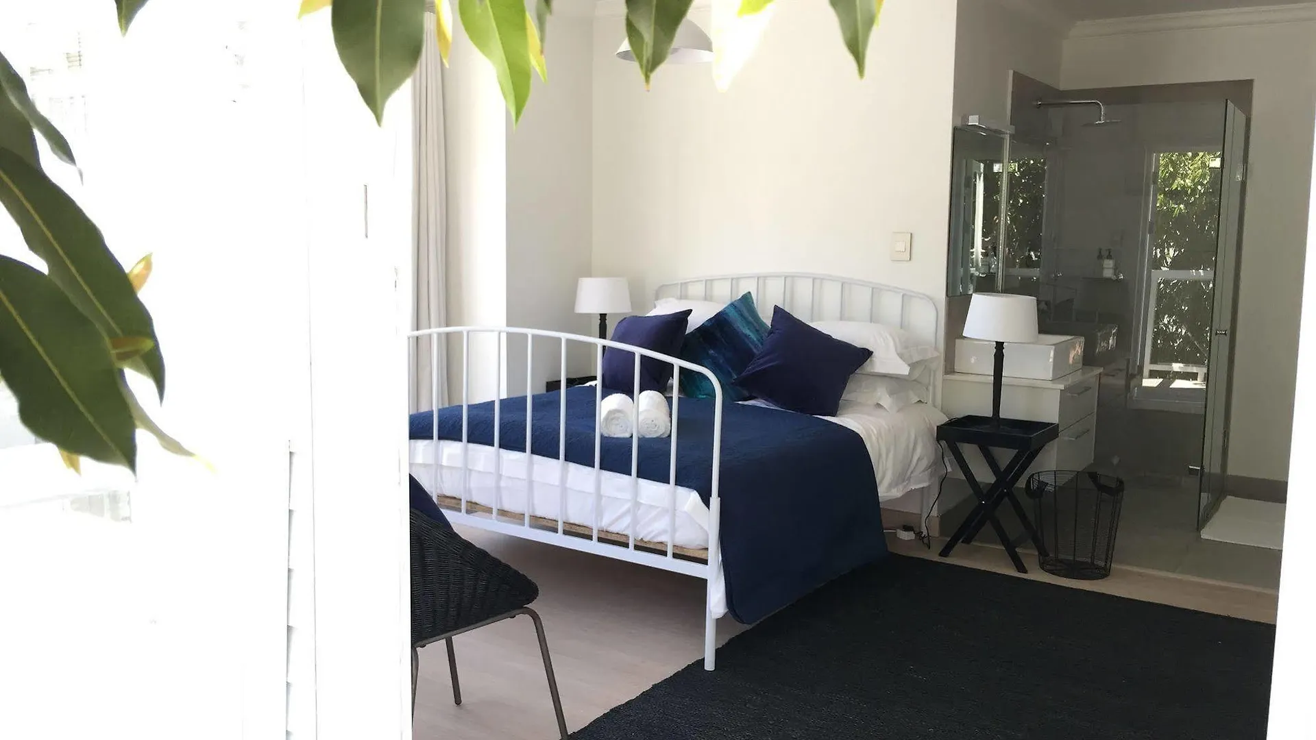Villa Cricklewood Place - Luxury Holiday Homes Cape Town South Africa